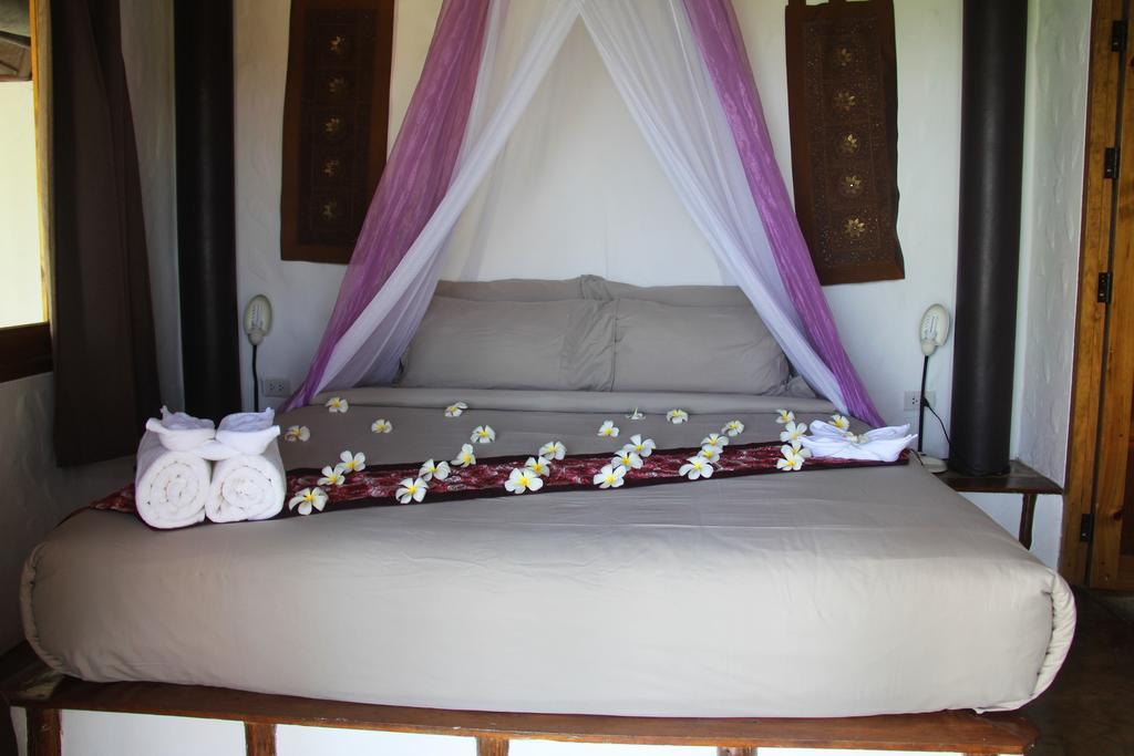 Anankhira Villas Ko Tao Exterior photo